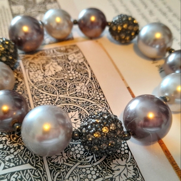 Strechy Silver Bracelet - Picture 2 of 4